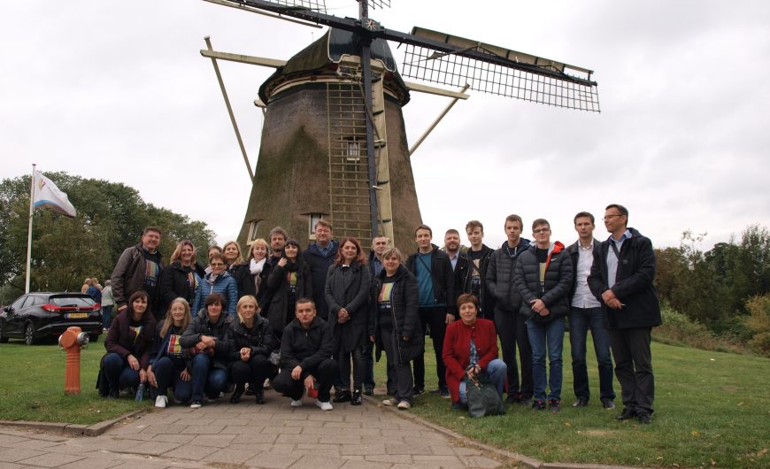 ams13
